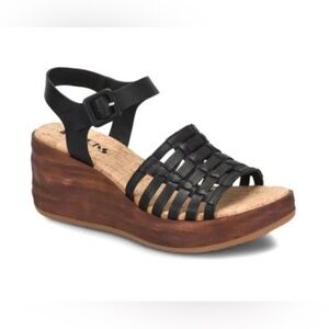 Korks Marley Strappy Wedge Sandals in Black Size 10 NEW!!